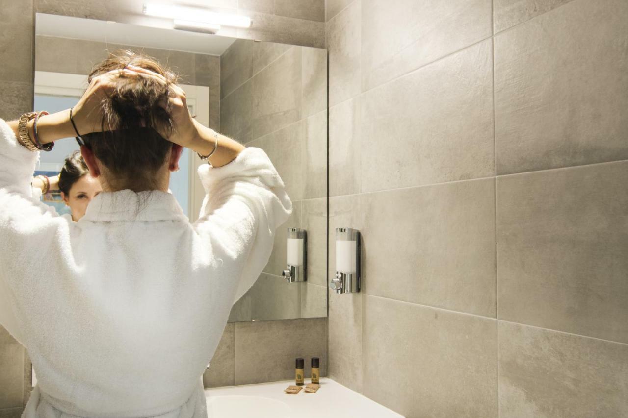 La Quadra Suites - Central Apartments In Iseo With Daily Housekeeping Luaran gambar